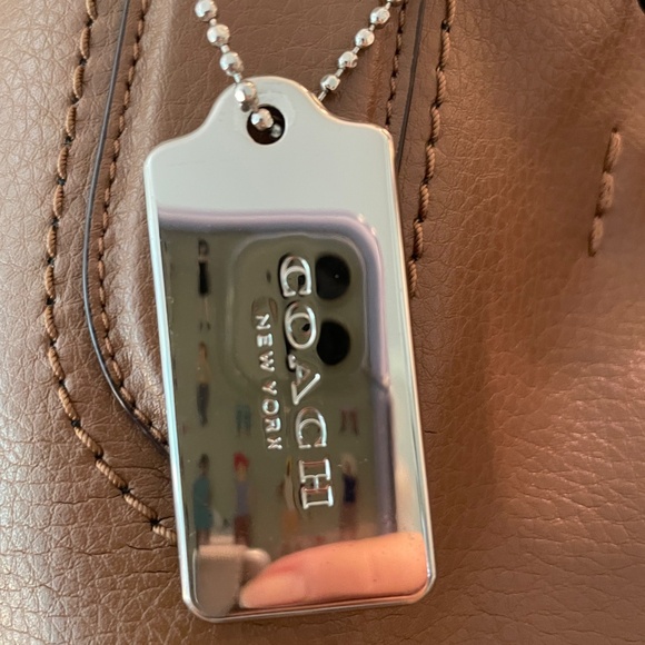 COACH Derby Tote Light Saddle Leather Shoulder Bag F59818 - Picture 4 of 9